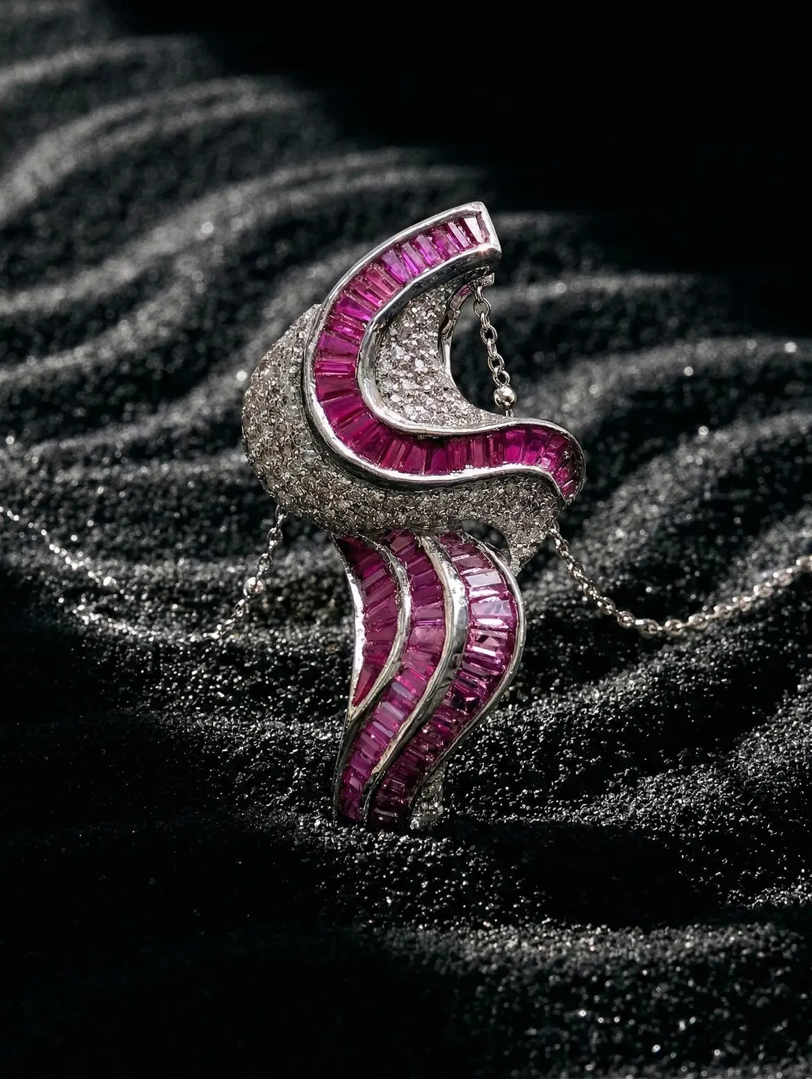 925 sterling silver sculptural pendant with ruby ombre stones